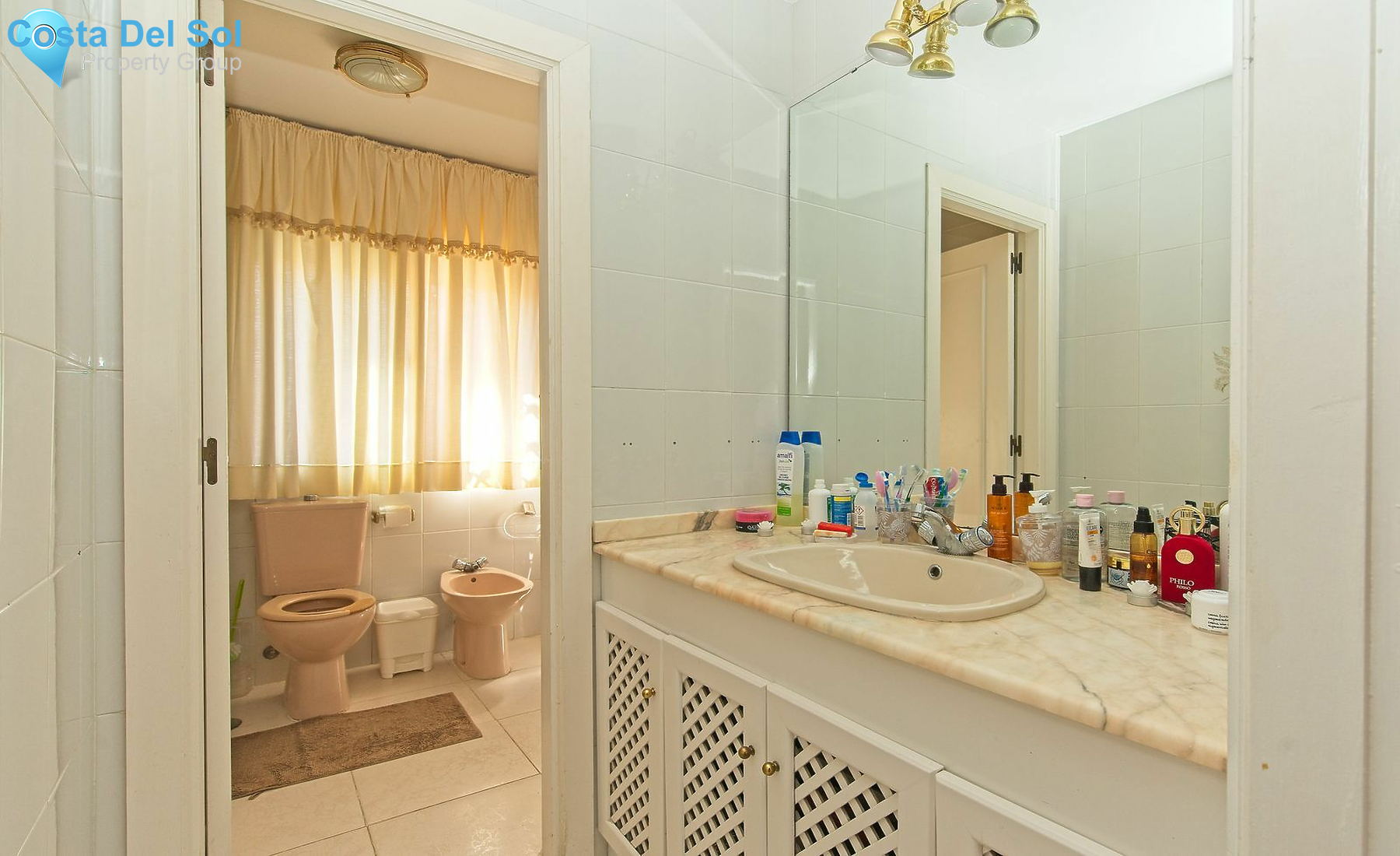 Townhouse in Las Lagunas-1172657