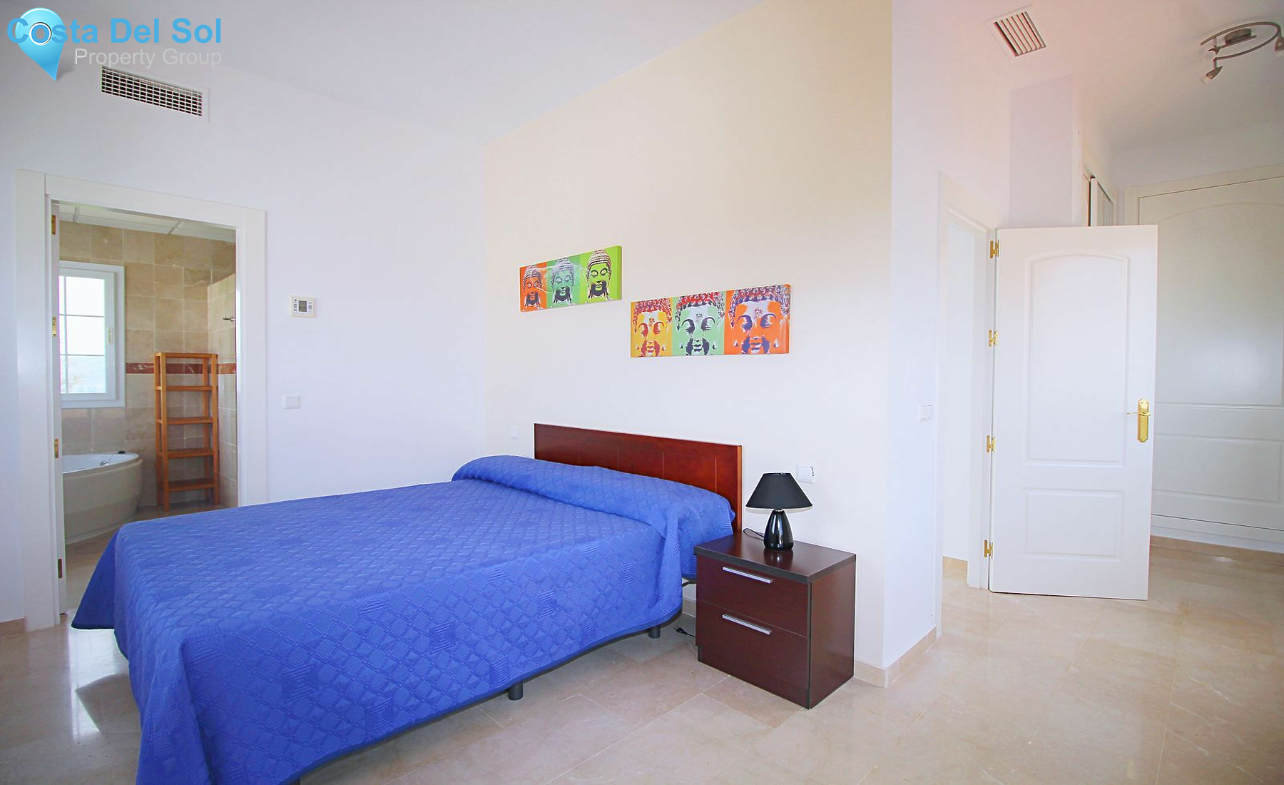Townhouse in Lauro Golf-1200133