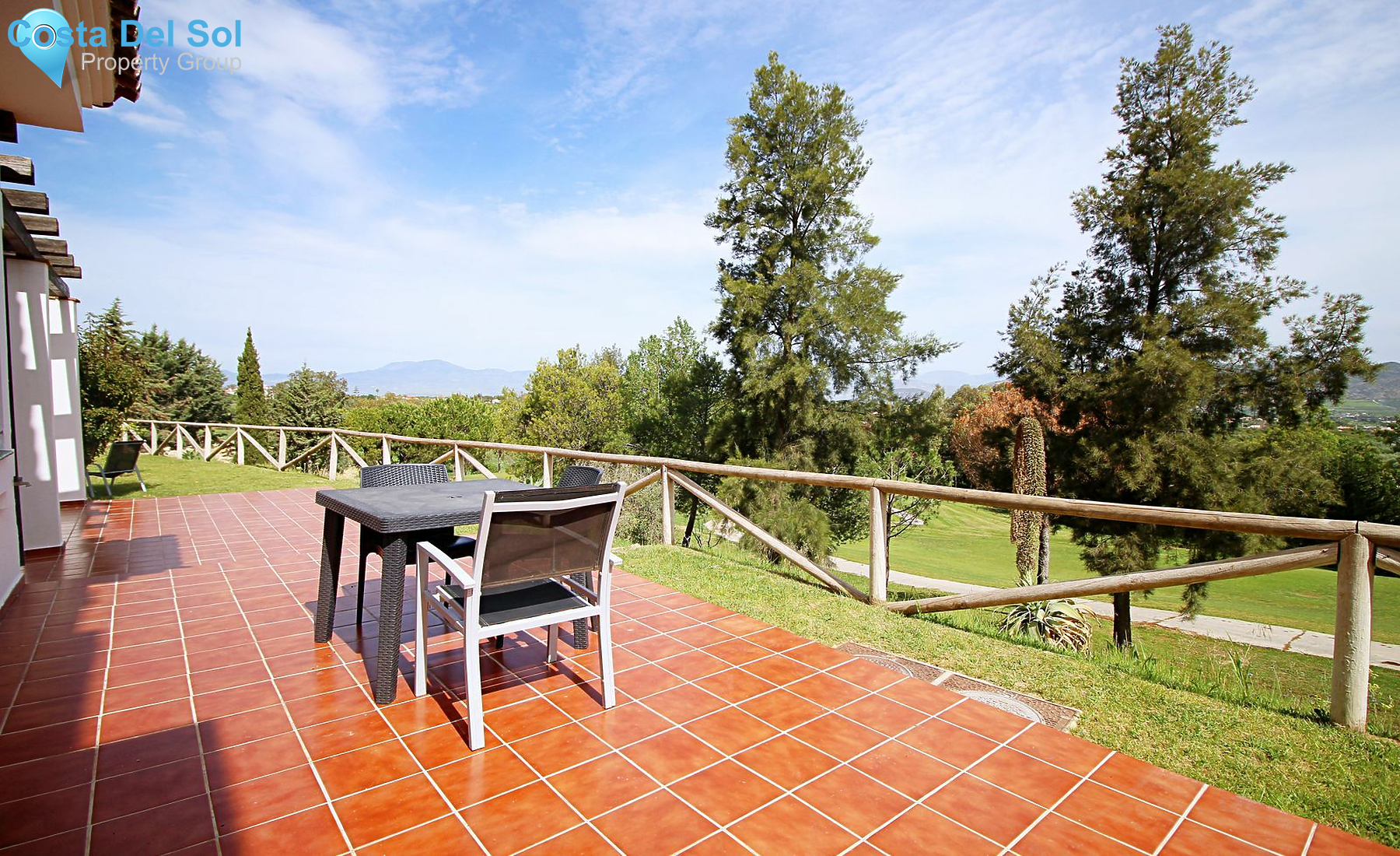 Townhouse in Lauro Golf-1200124