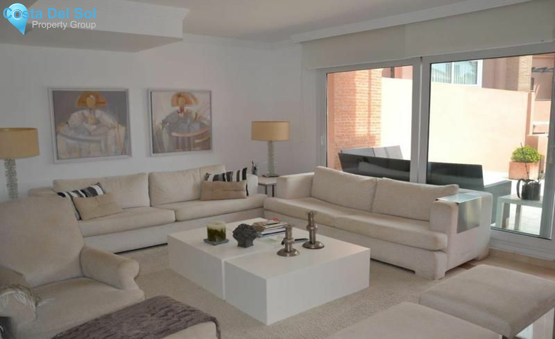 Townhouse in Los Monteros