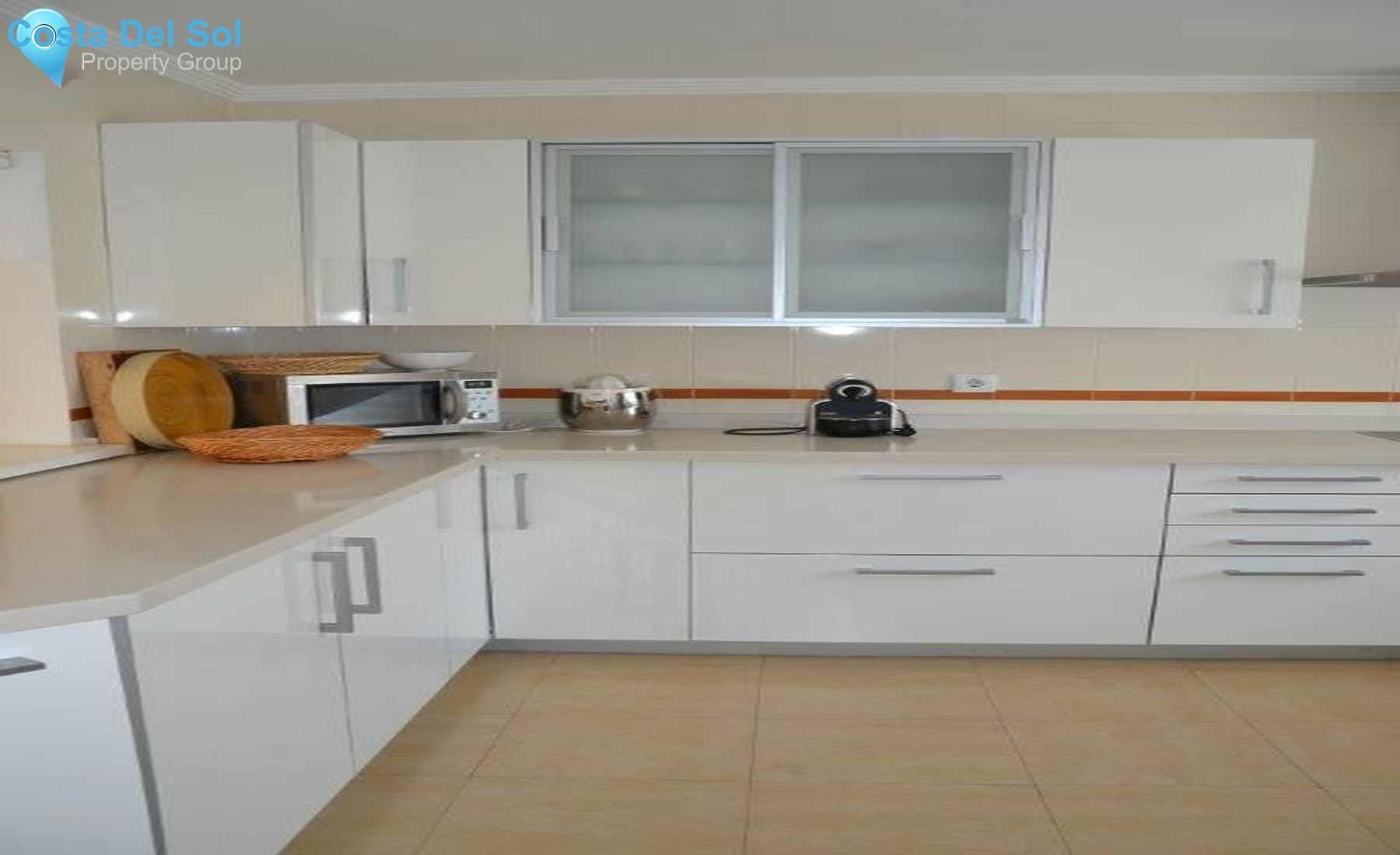 Townhouse in Los Monteros-1531873