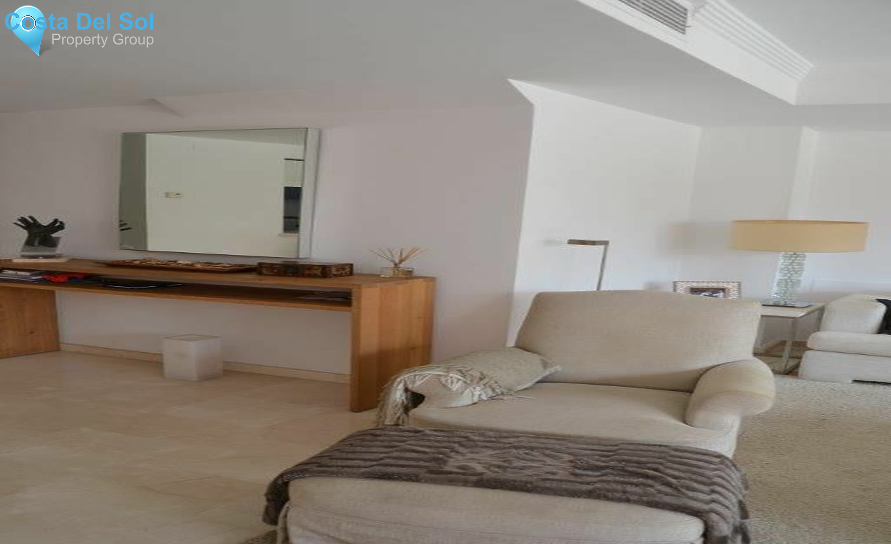 Townhouse in Los Monteros-1531869