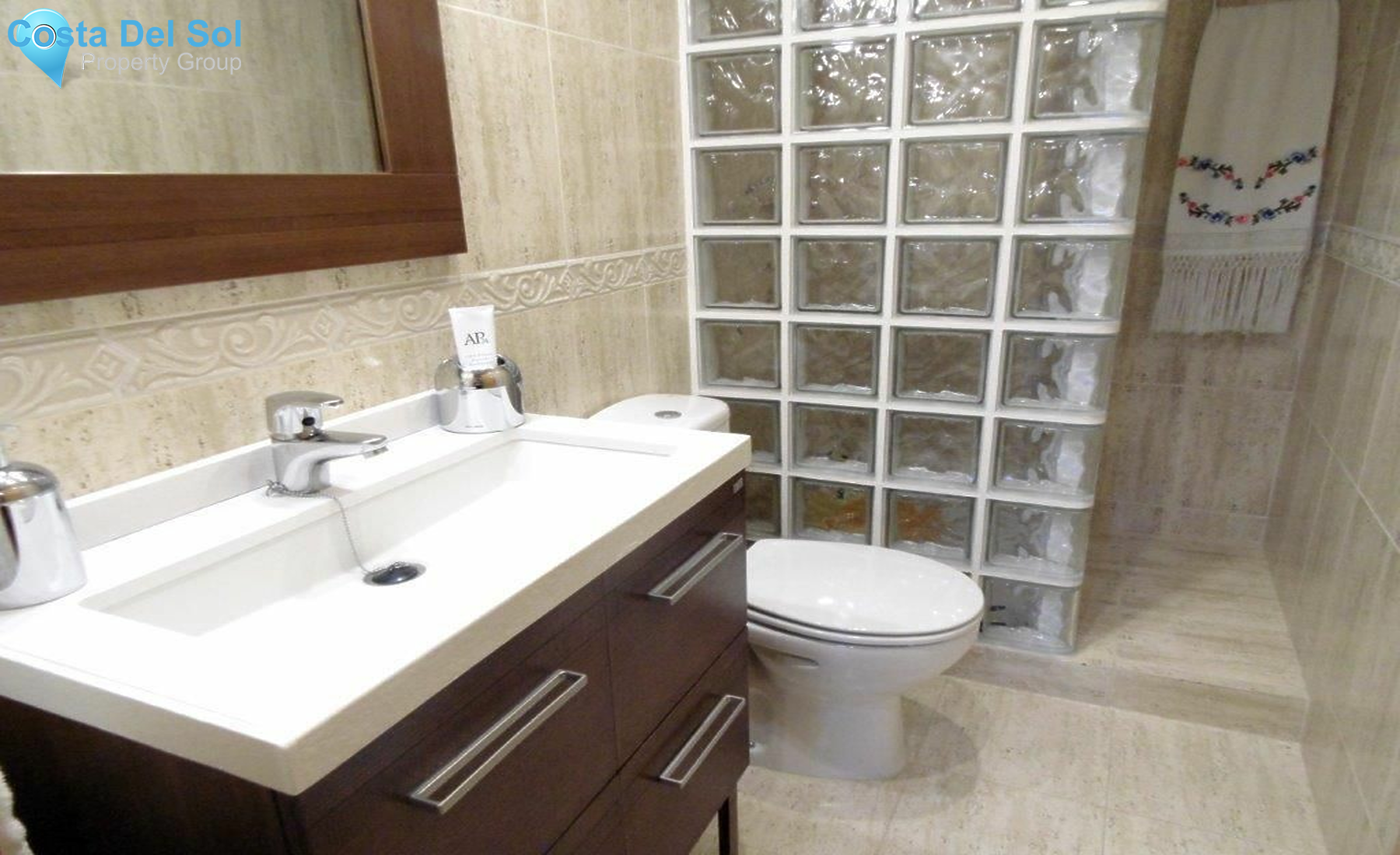 Townhouse in Los Pacos-1424992