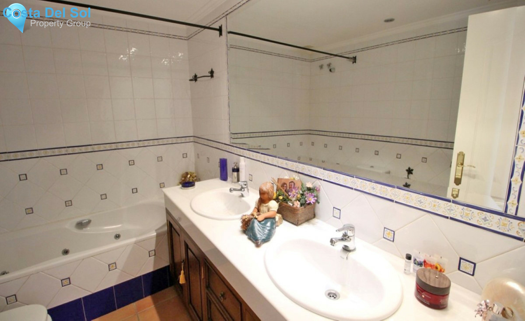 Townhouse in Marbella-1336113