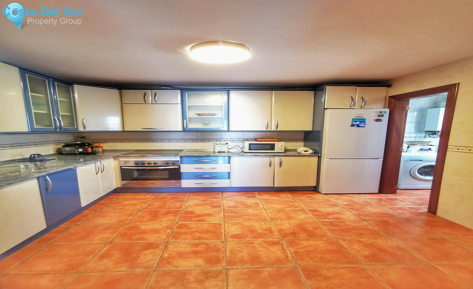 Townhouse in Marbella-1451109