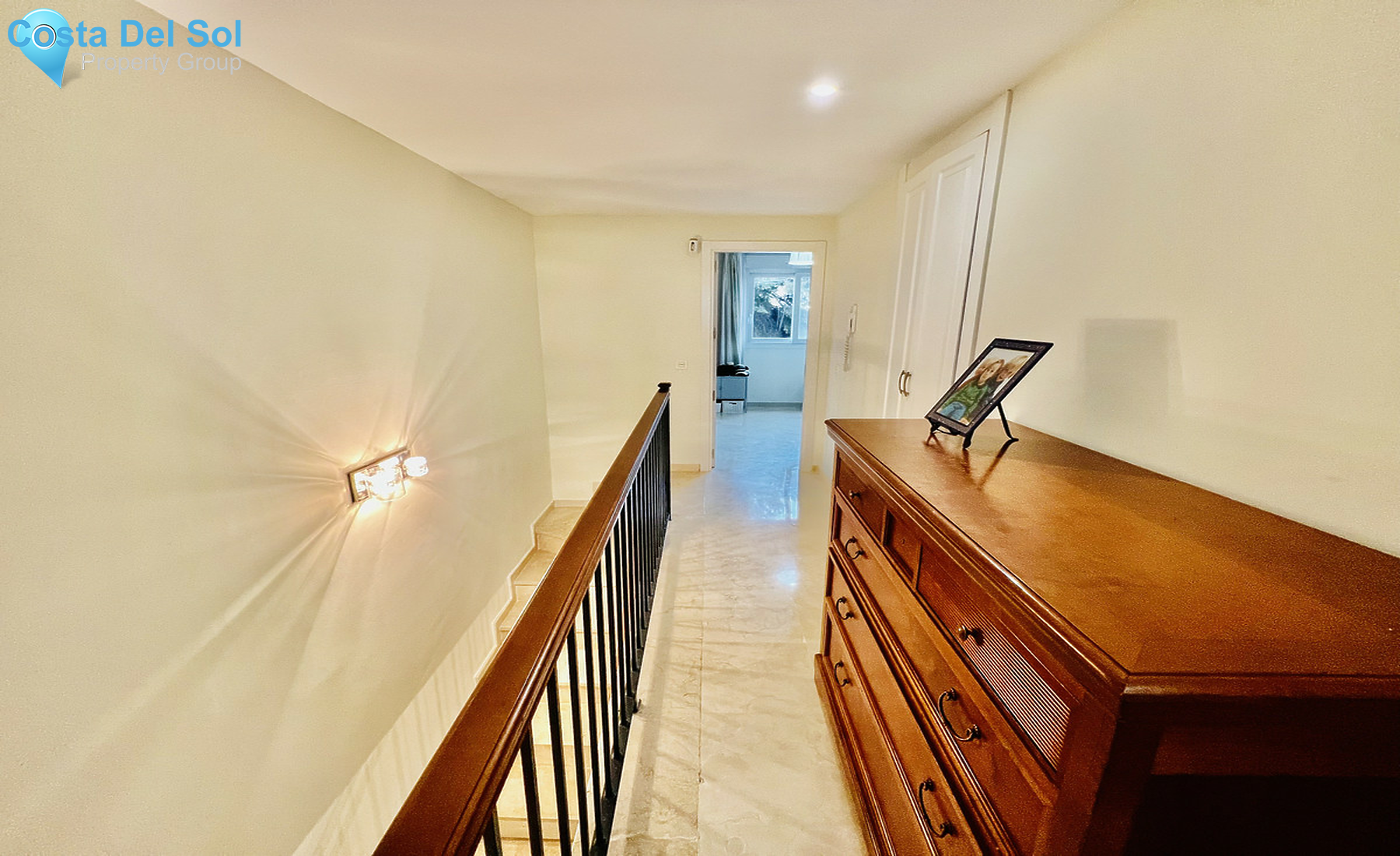Townhouse in Marbella-1559077