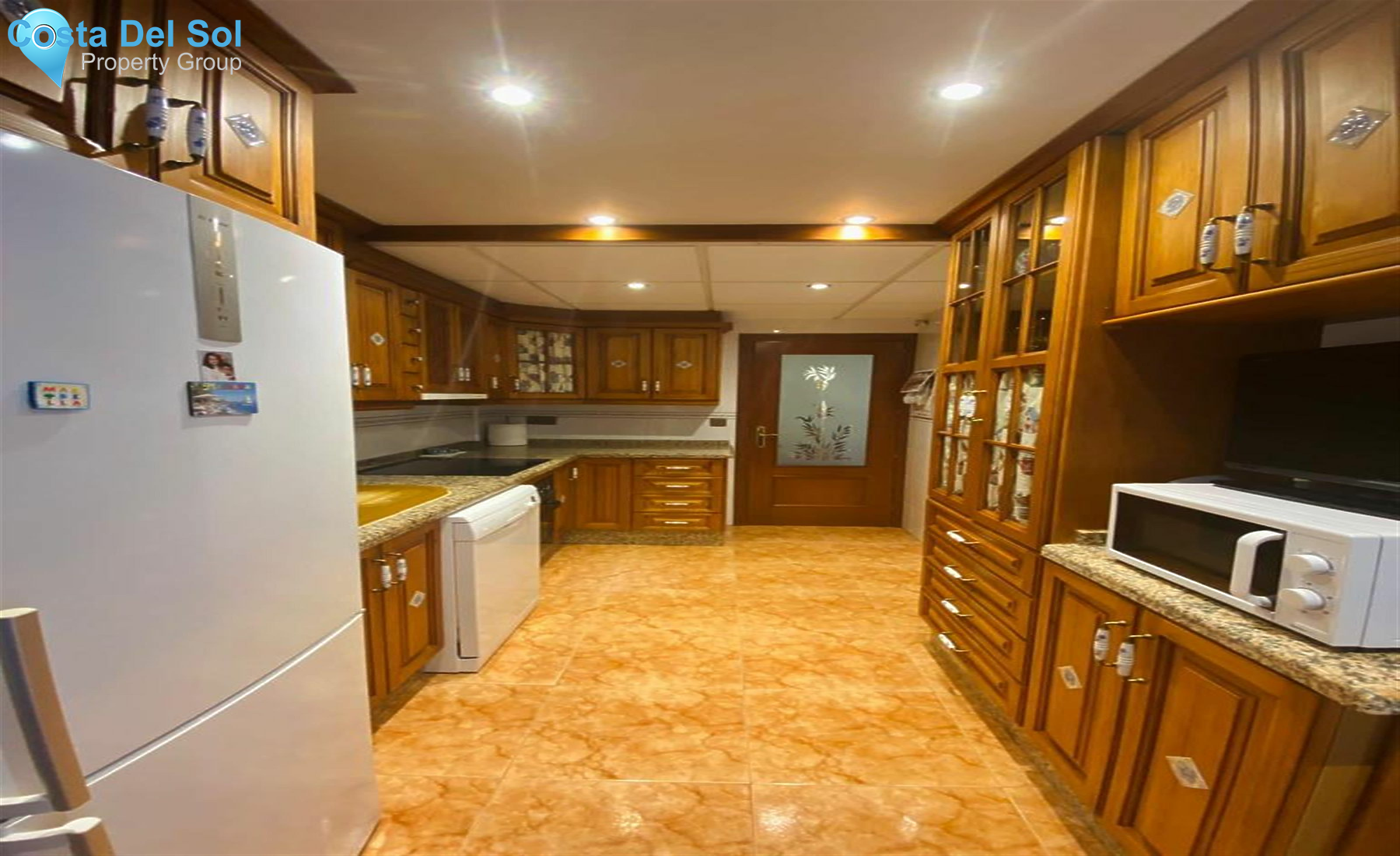 Townhouse in Marbella-1215227