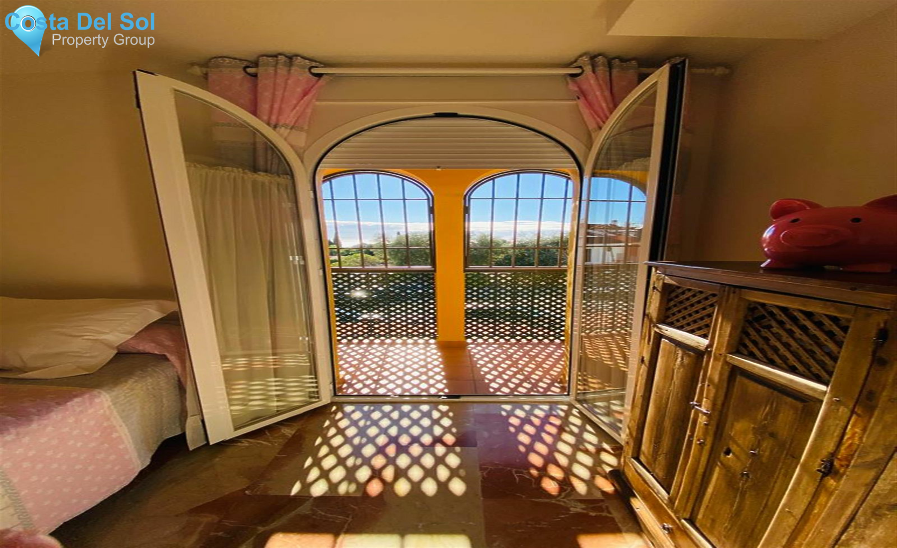 Townhouse in Marbella-1215230