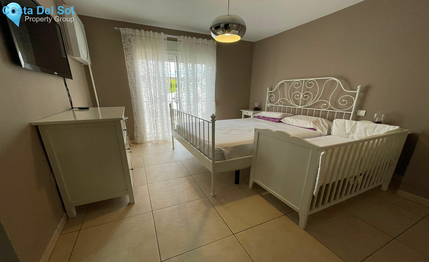 Townhouse in Marbella-1475383