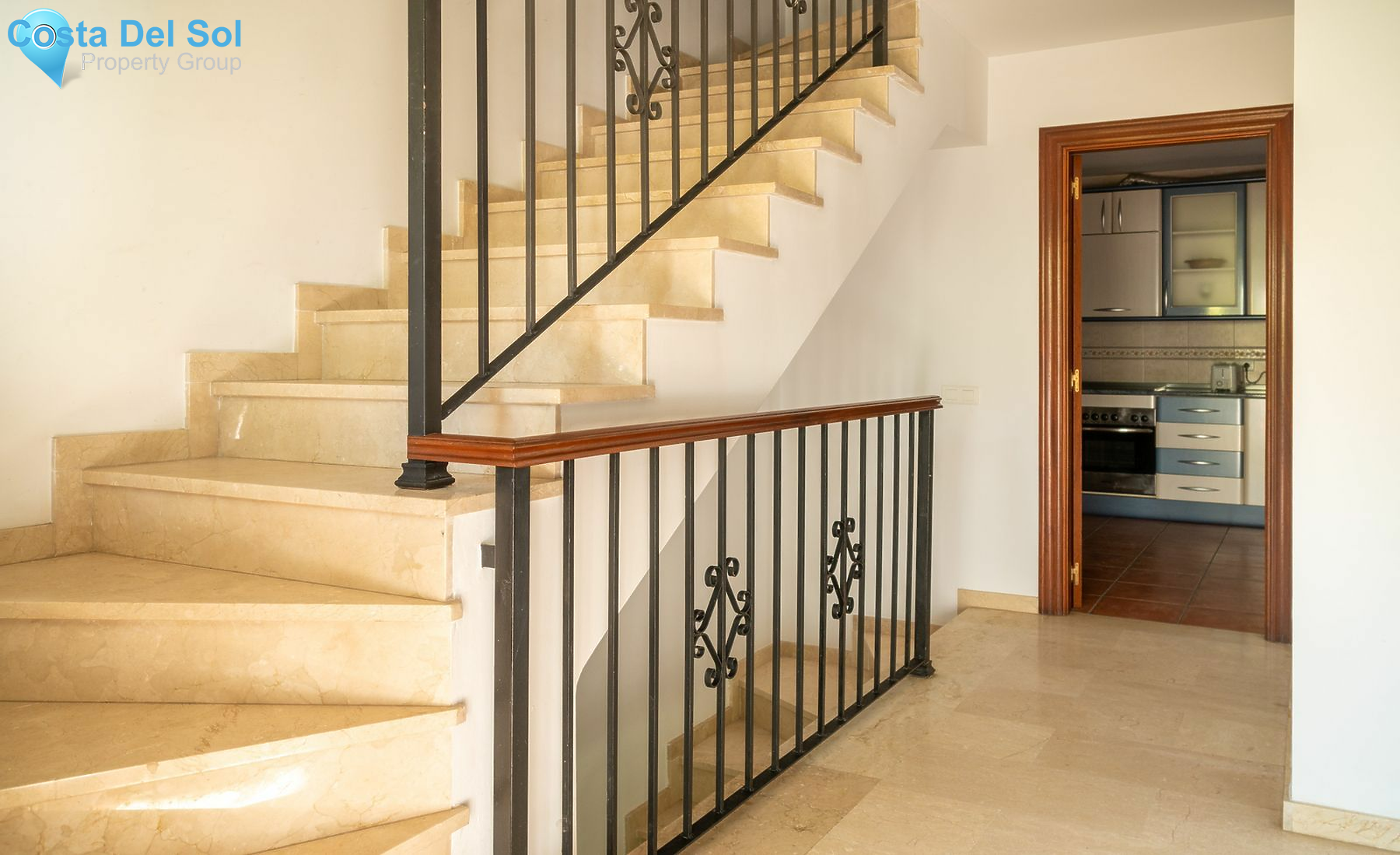 Townhouse in Marbella-1493041