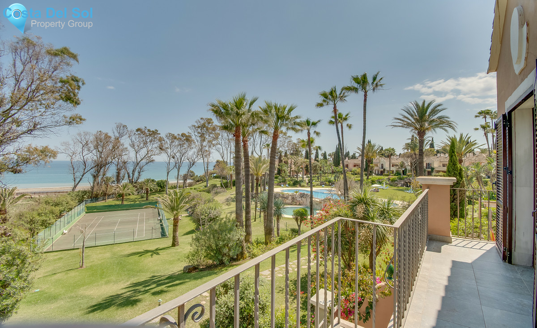 Townhouse in New Golden Mile-1274706