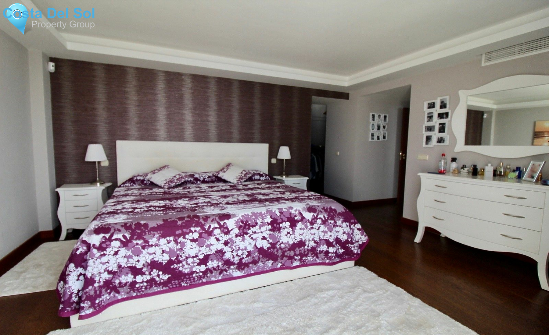 Townhouse in New Golden Mile-1231564