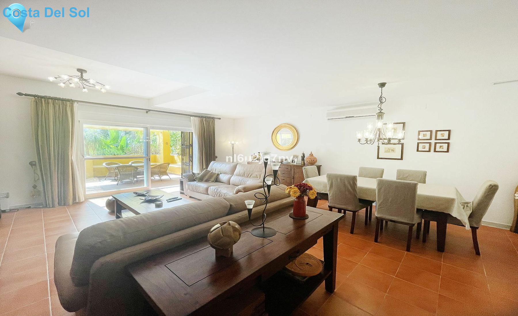 Townhouse in New Golden Mile-1493998