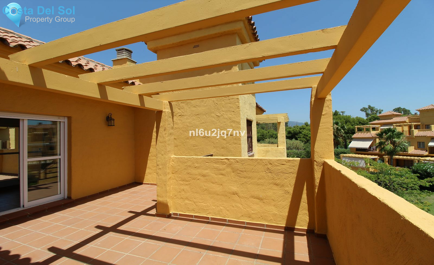 Townhouse in New Golden Mile-1494002