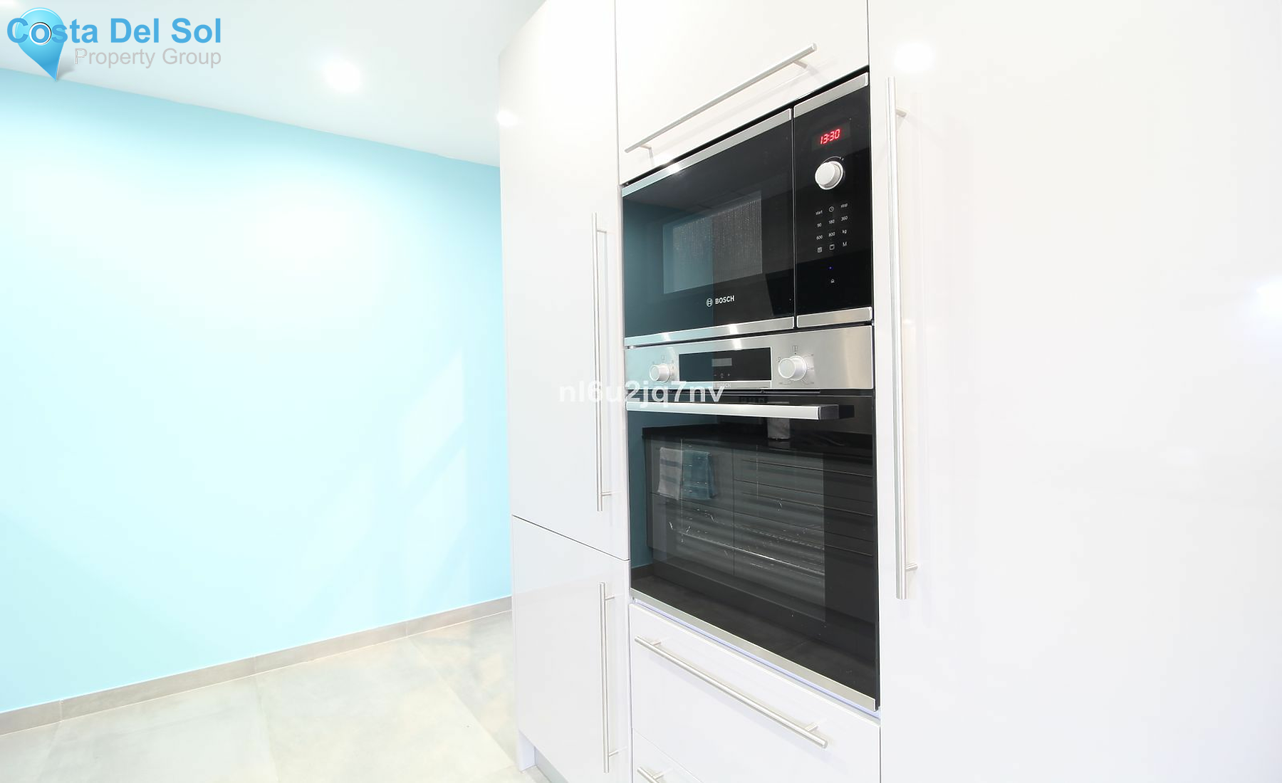 Townhouse in New Golden Mile-1493987