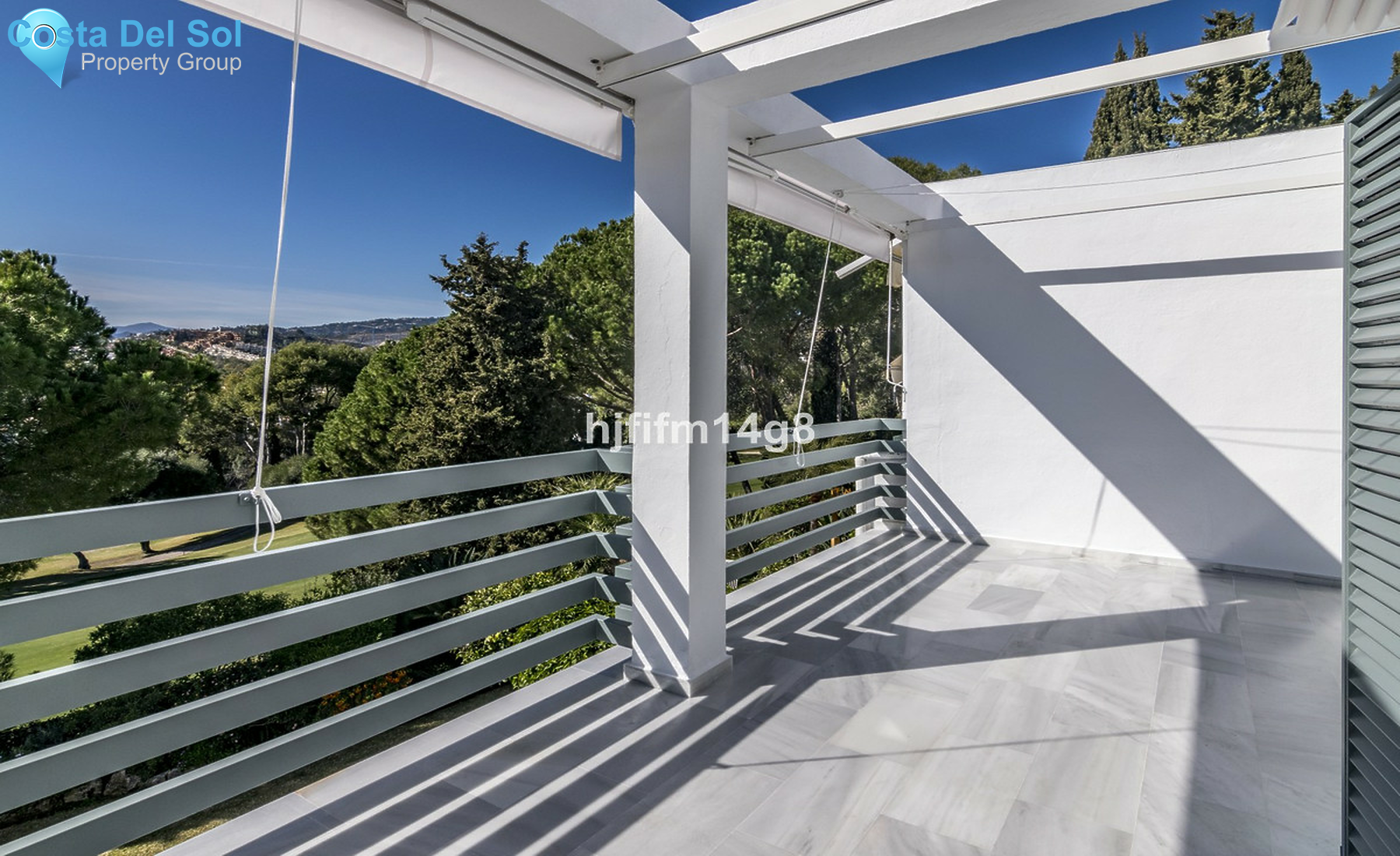 Townhouse in Nueva Andalucía-1252128