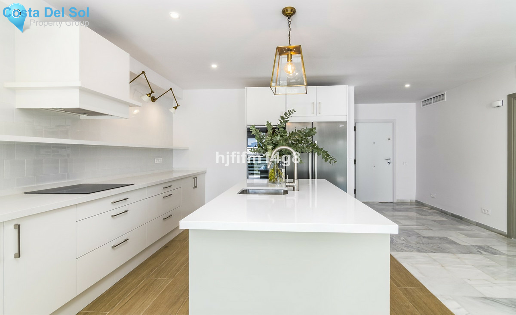 Townhouse in Nueva Andalucía-1252117