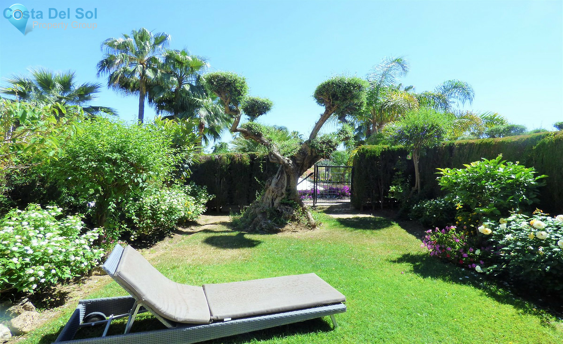 Townhouse in Nueva Andalucía-1269491