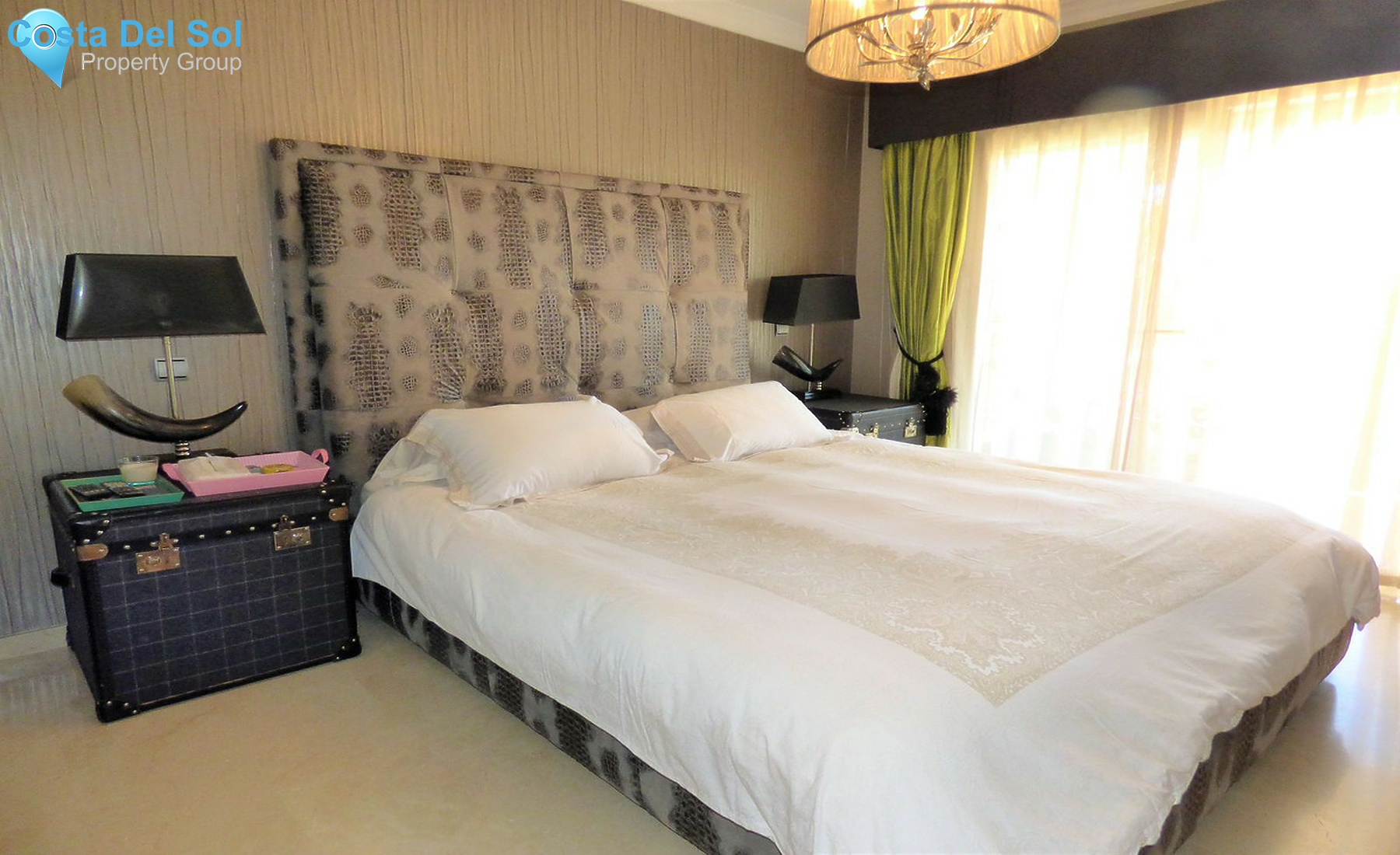 Townhouse in Nueva Andalucía-1269493