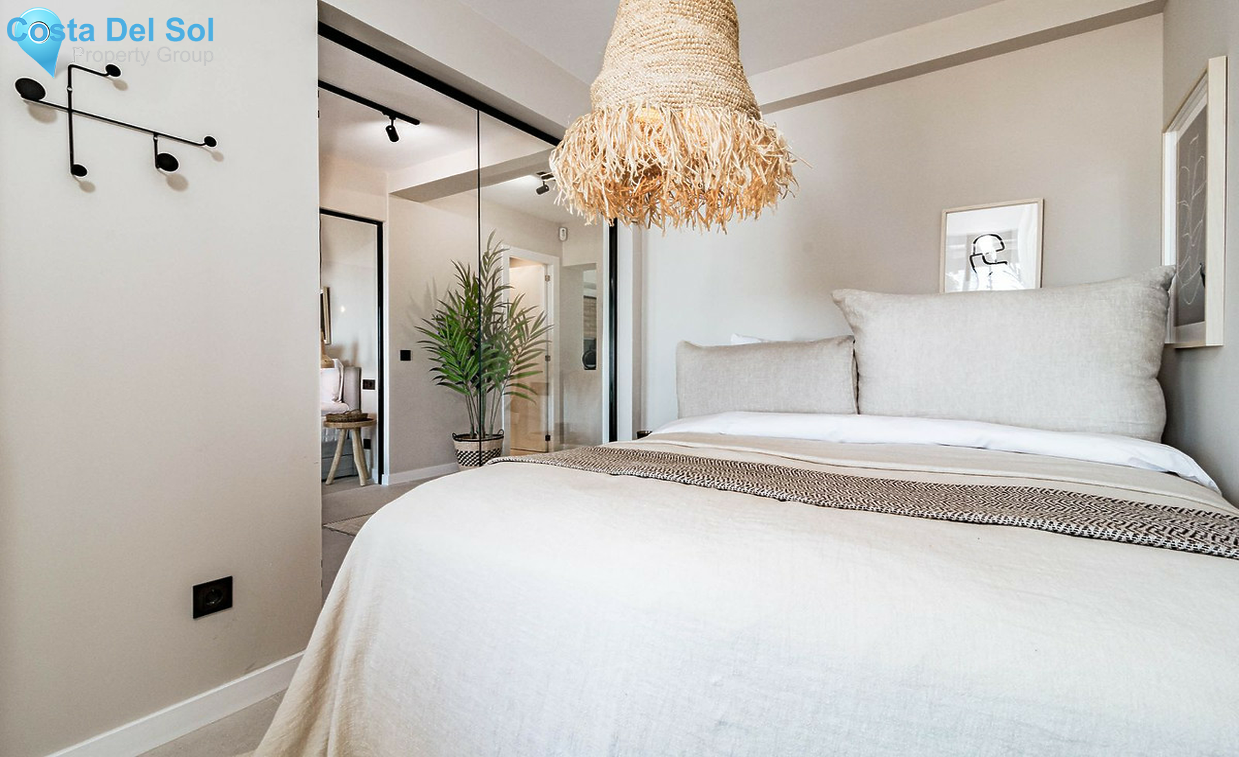 Townhouse in Nueva Andalucía-1440078