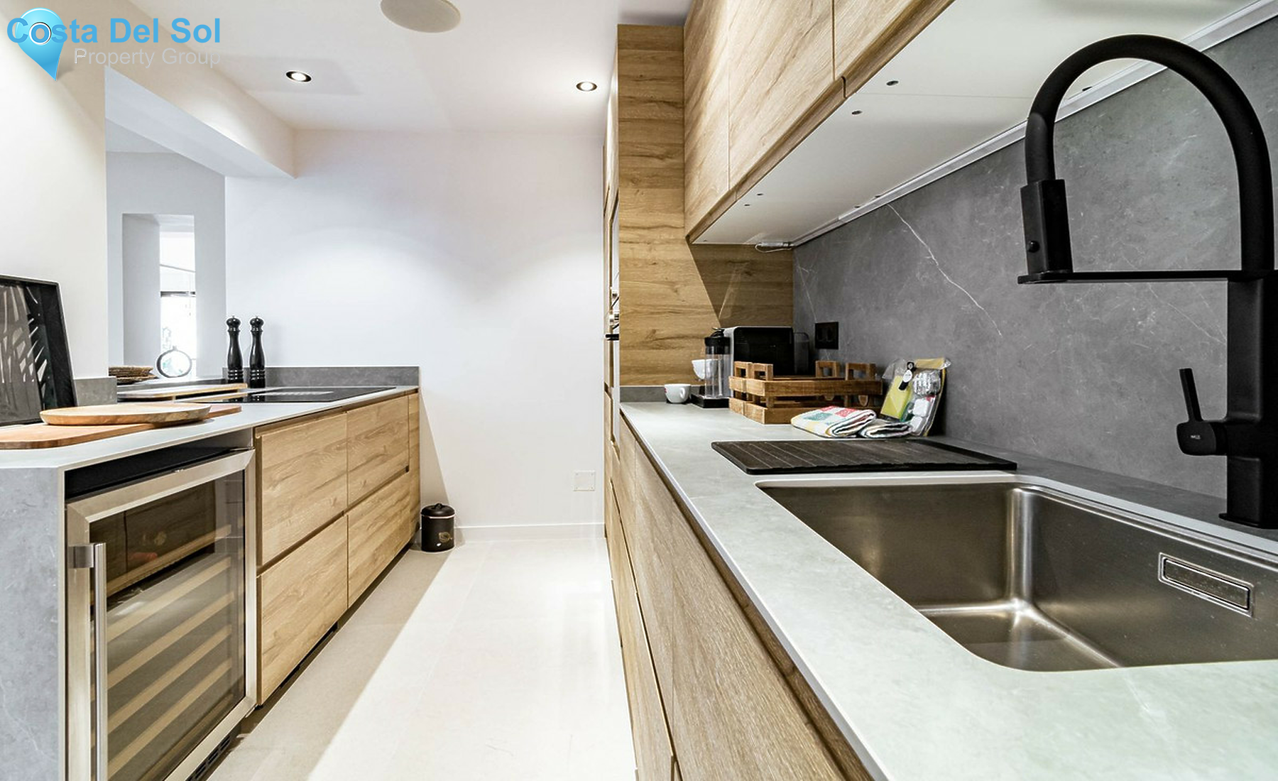 Townhouse in Nueva Andalucía-1440064