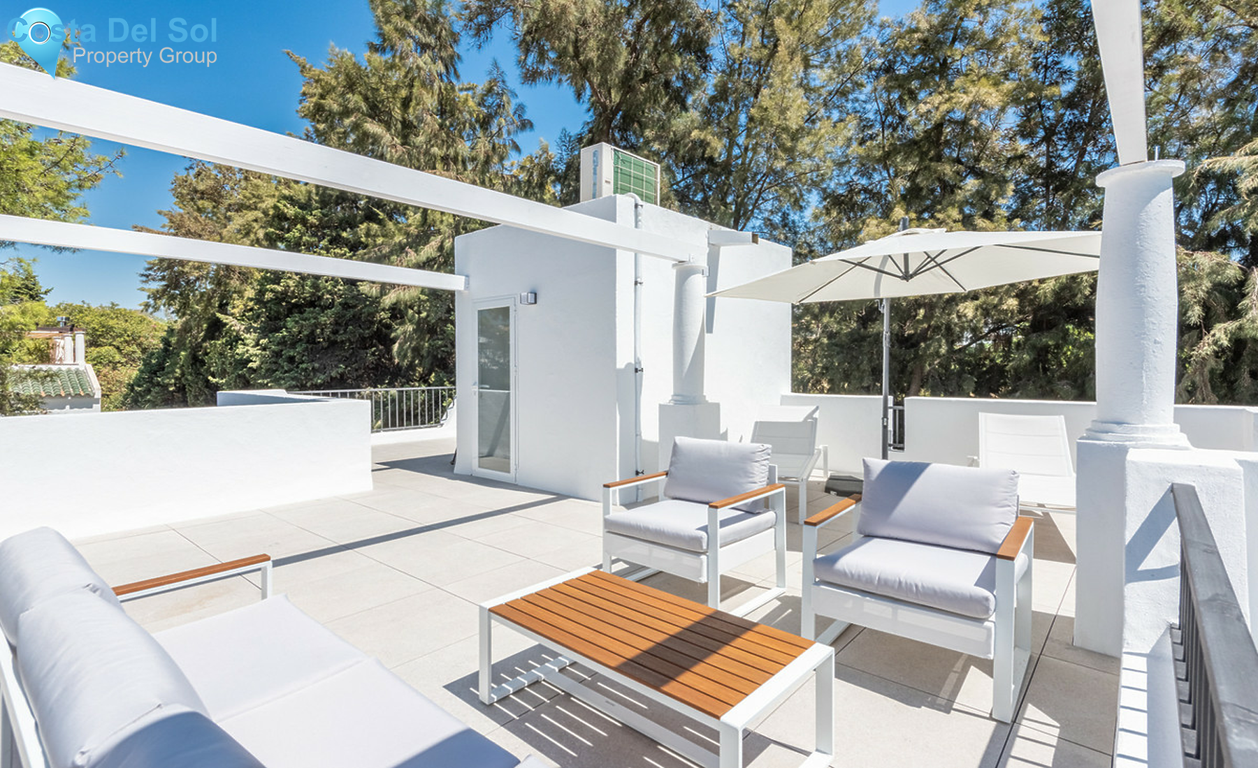 Townhouse in Nueva Andalucía-1454338