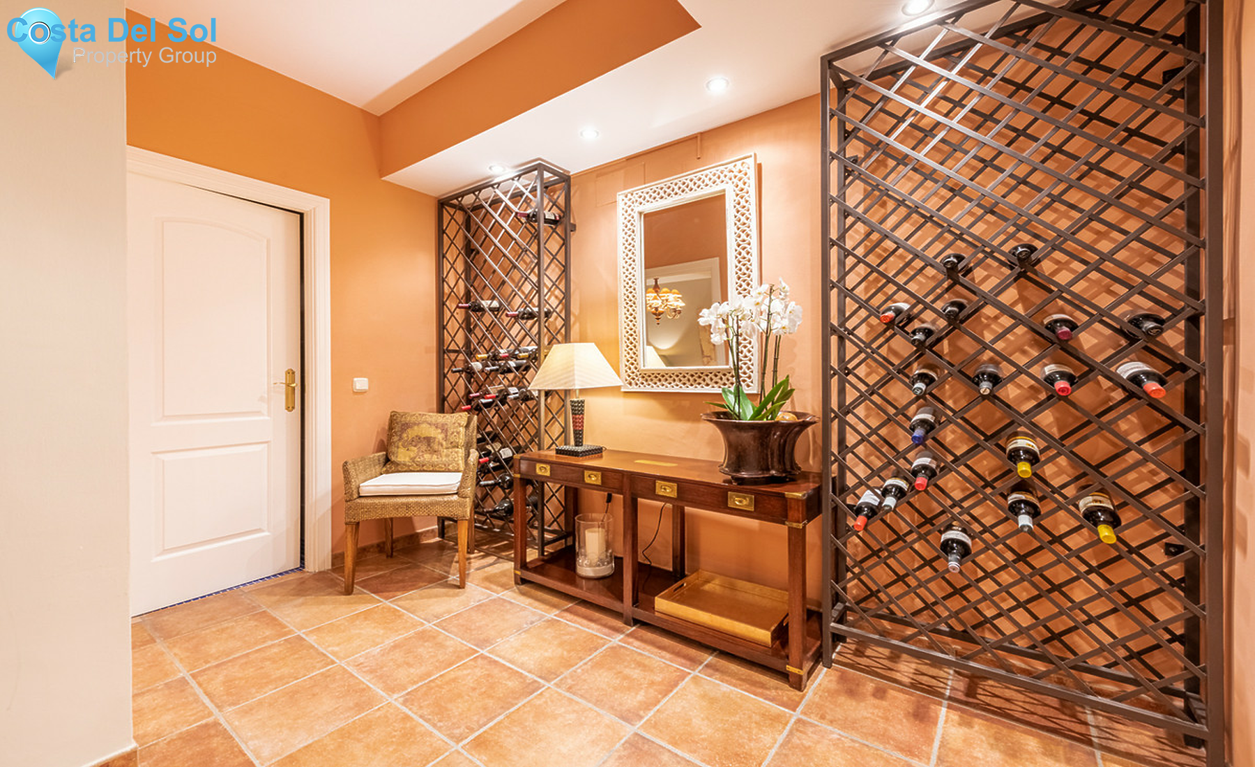 Townhouse in Nueva Andalucía-1454397