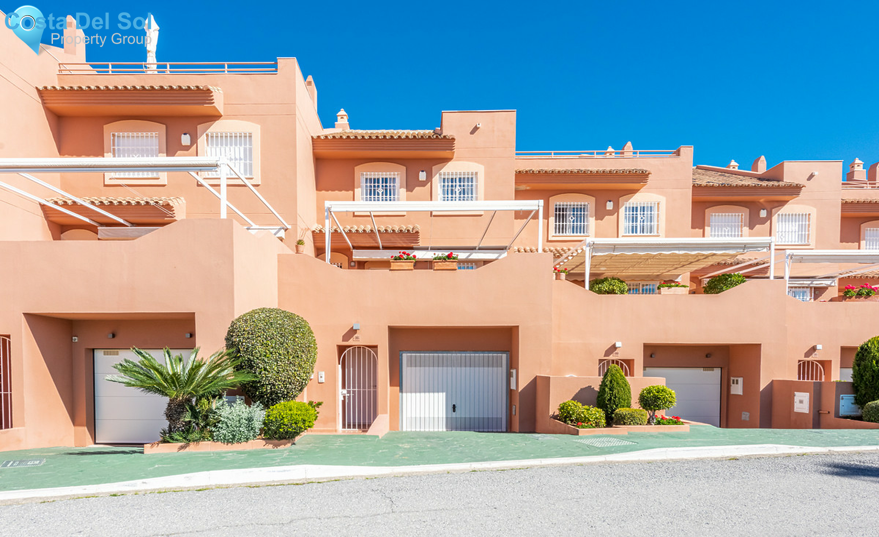 Townhouse in Nueva Andalucía-1454401