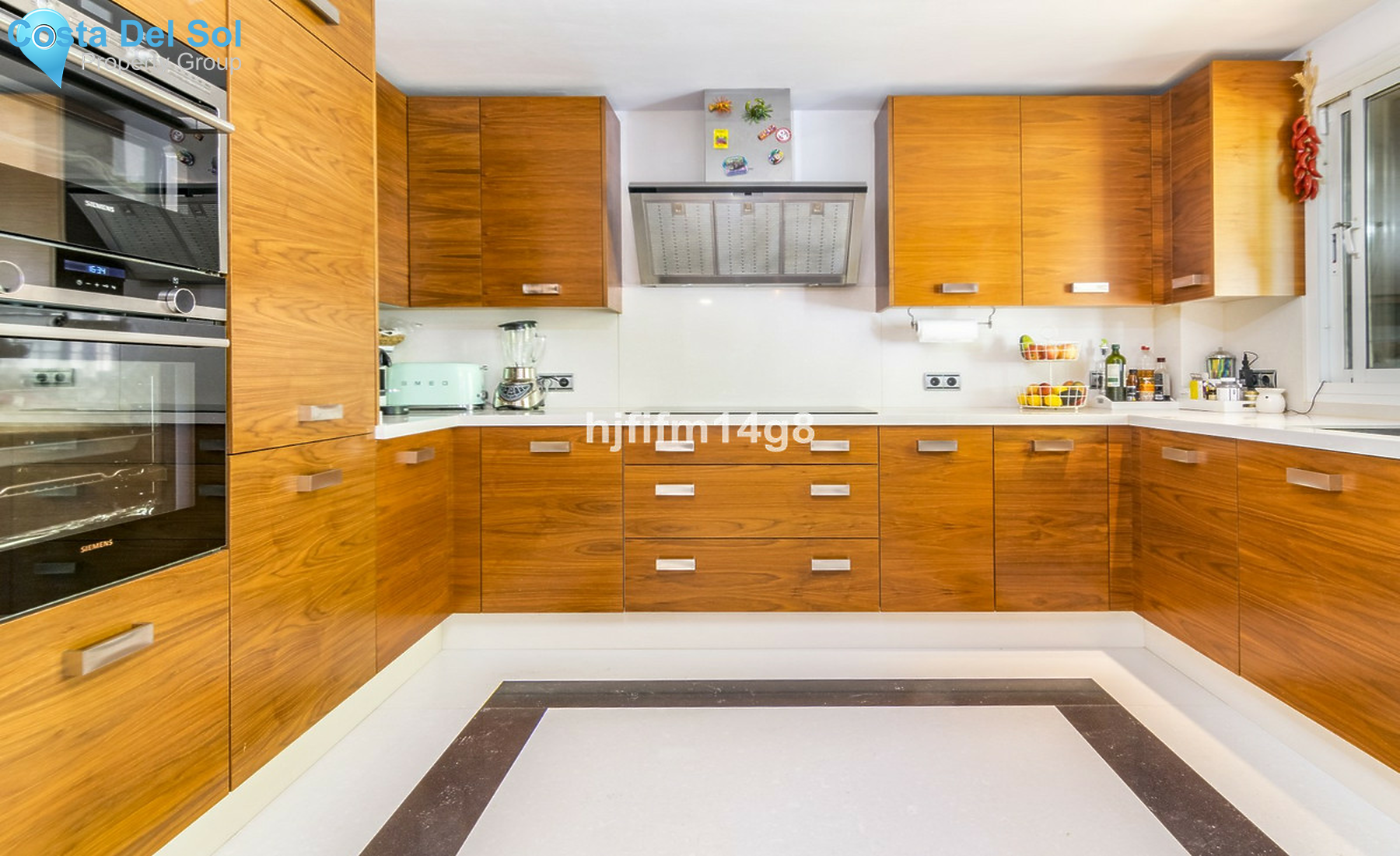 Townhouse in Nueva Andalucía-1476533