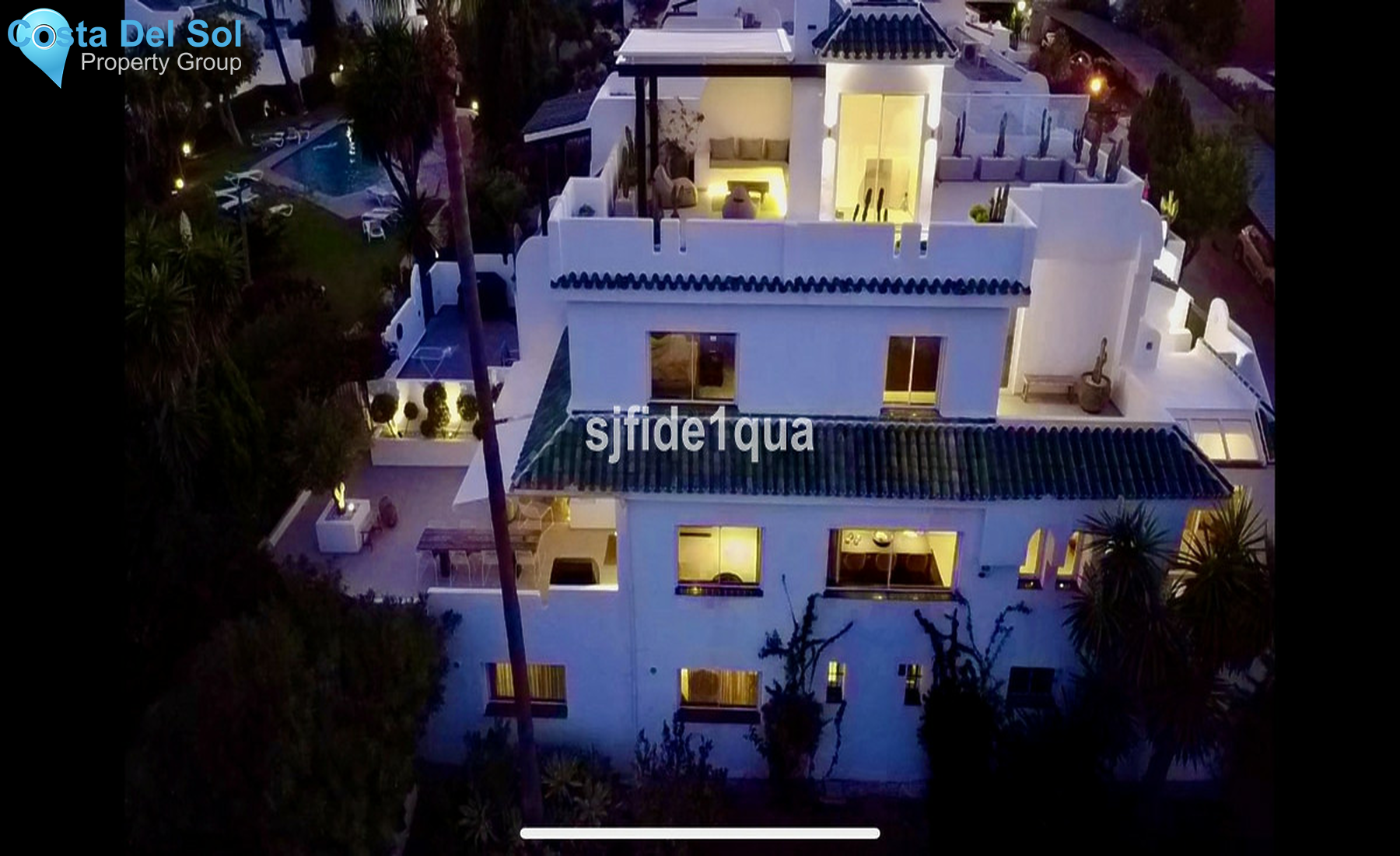 Townhouse in Nueva Andalucía