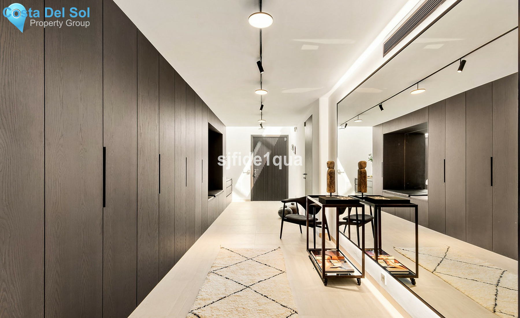 Townhouse in Nueva Andalucía-1499613