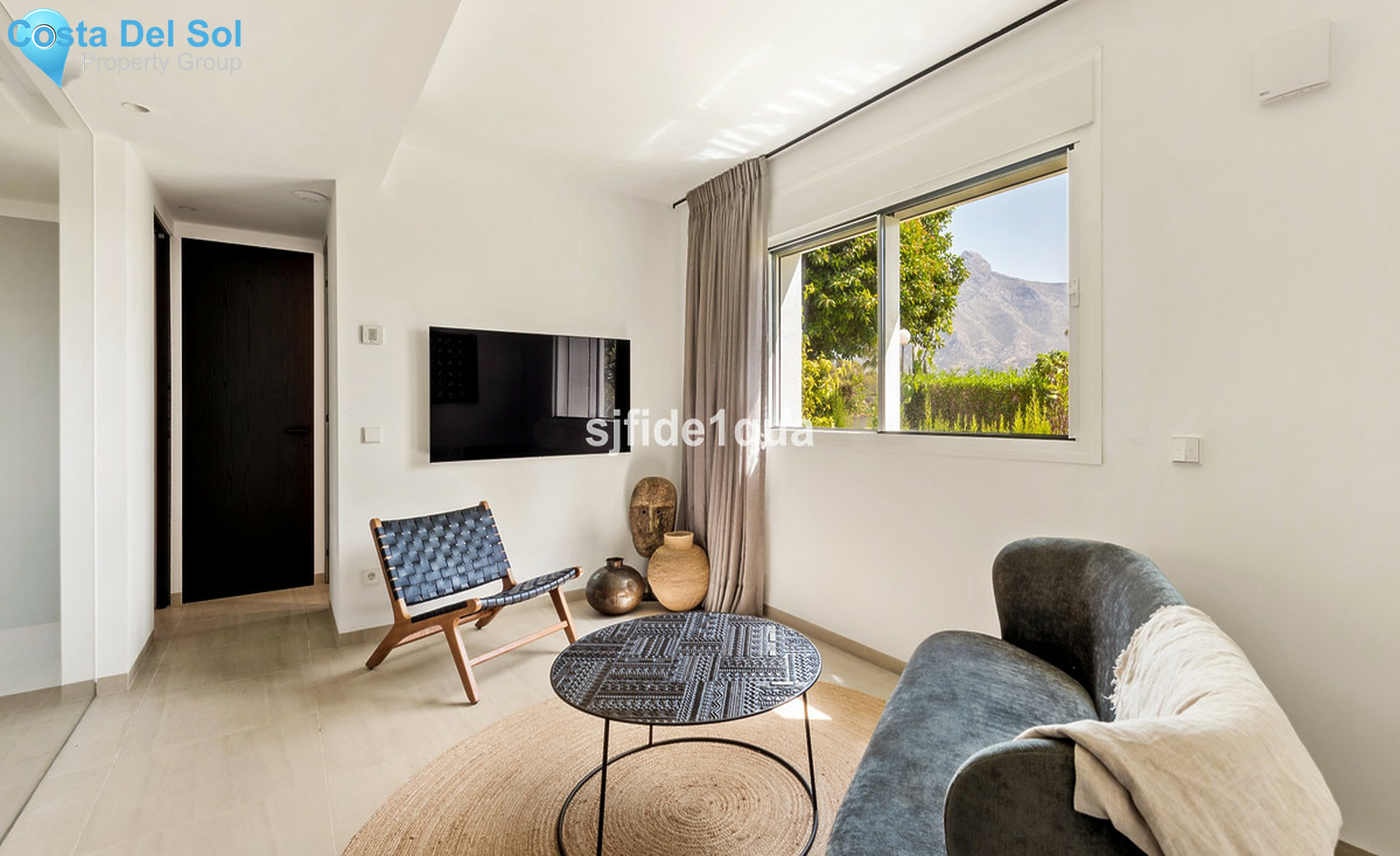 Townhouse in Nueva Andalucía-1499604