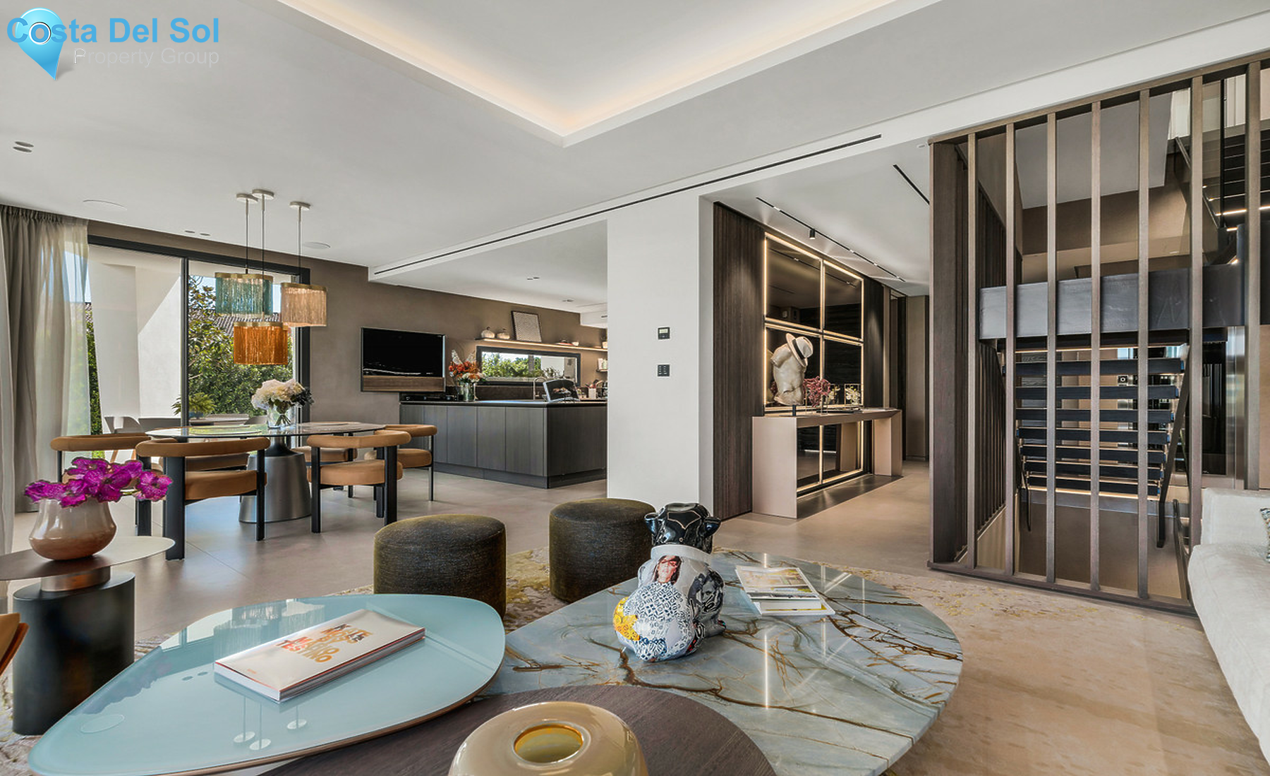 Townhouse in Nueva Andalucía-1525538