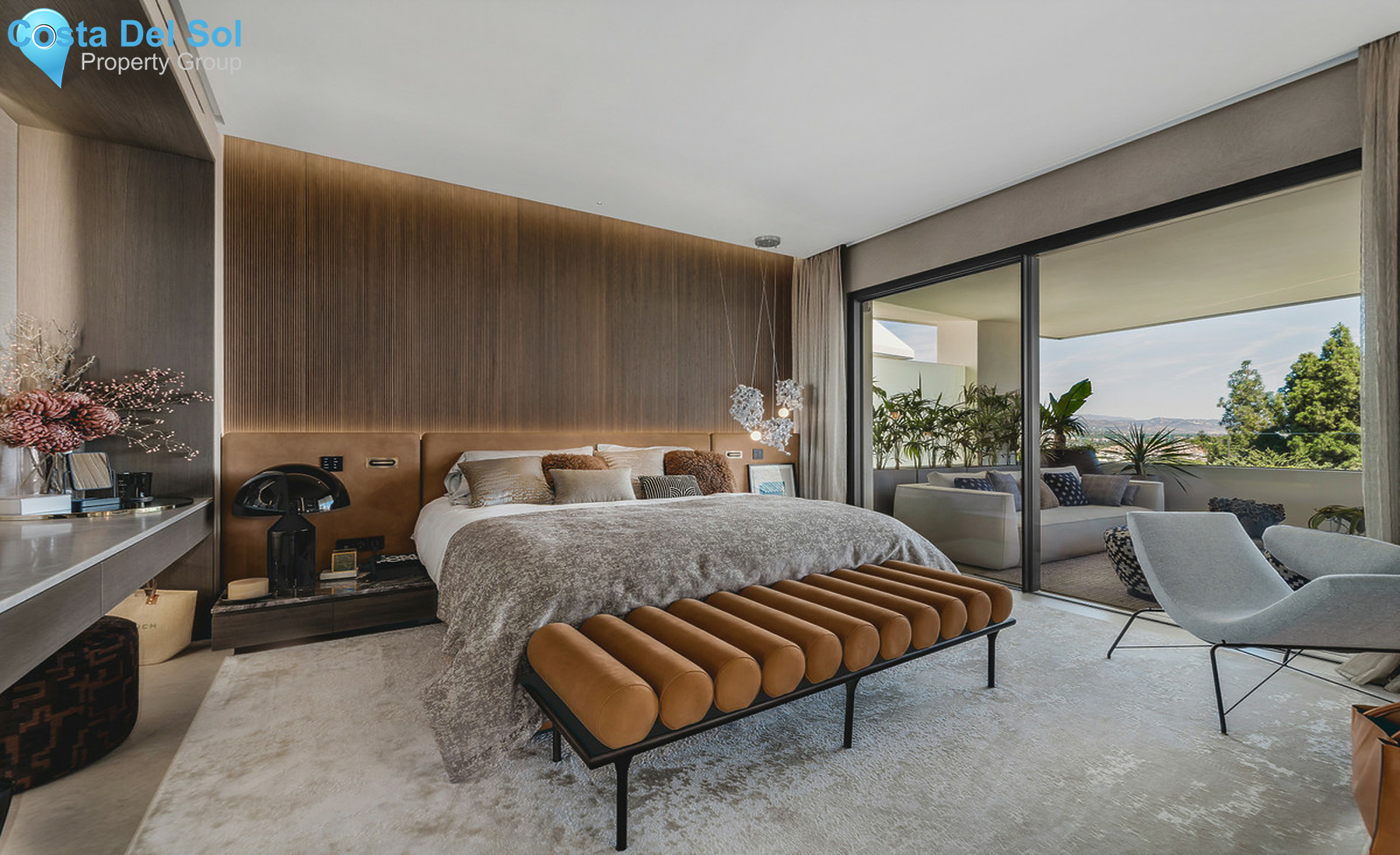 Townhouse in Nueva Andalucía-1525541