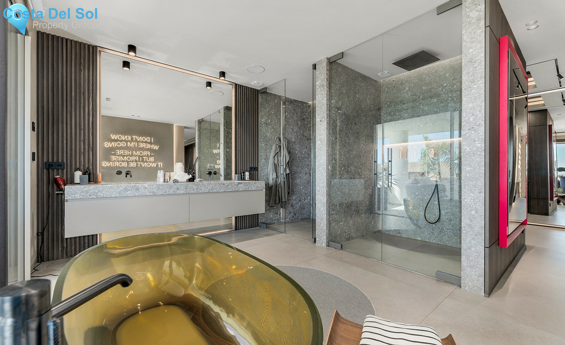 Townhouse in Nueva Andalucía-1525529