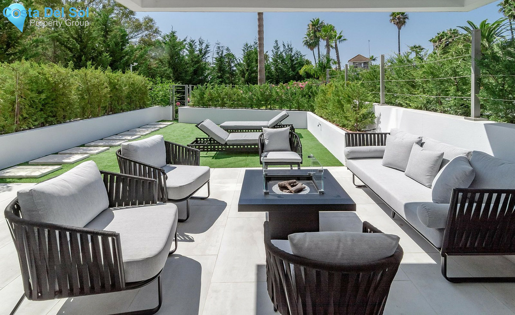 Townhouse in Nueva Andalucía-1525872