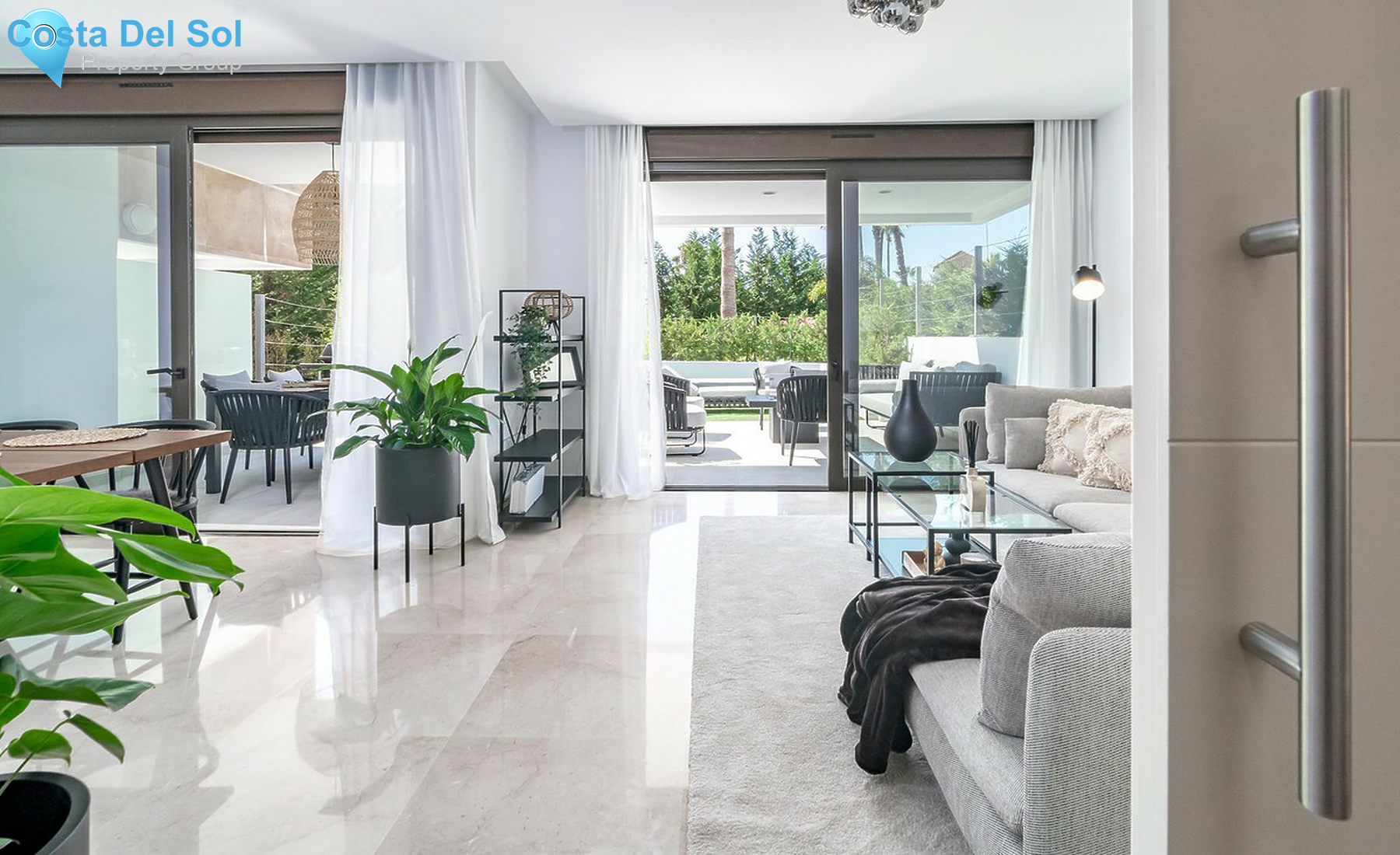 Townhouse in Nueva Andalucía-1525874