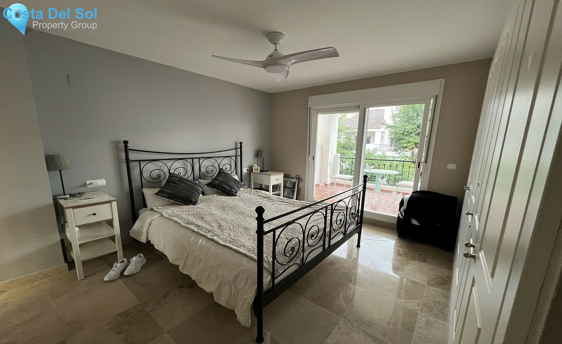 Townhouse in Nueva Andalucía-1540081