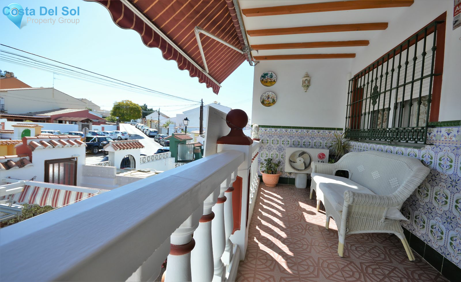 Townhouse in Nueva Andalucía-1140205