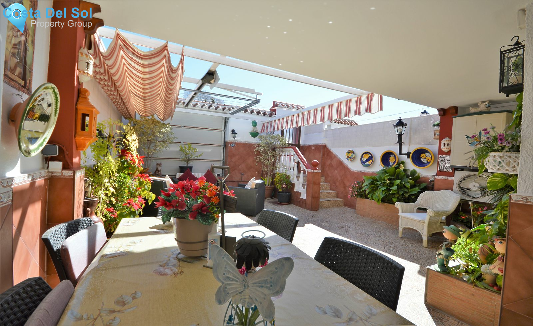 Townhouse in Nueva Andalucía-1140193