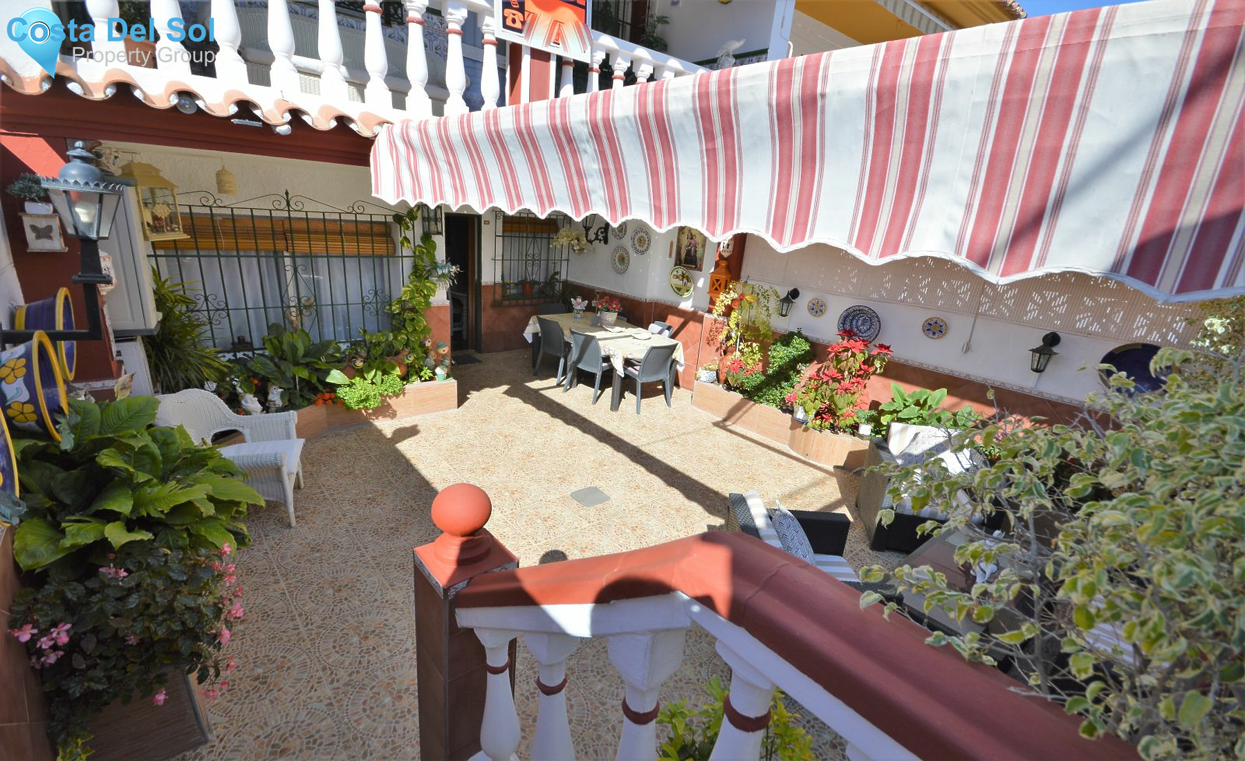 Townhouse in Nueva Andalucía-1140196