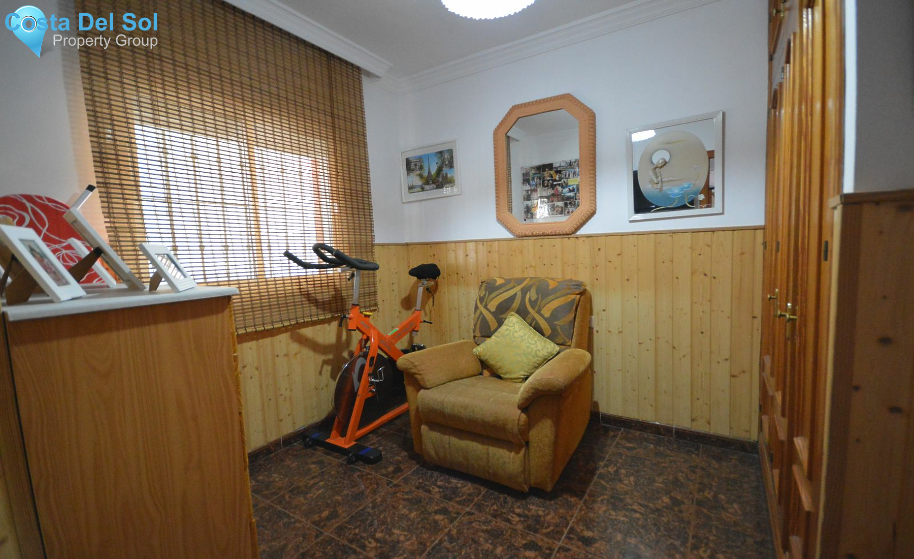 Townhouse in Nueva Andalucía-1140198