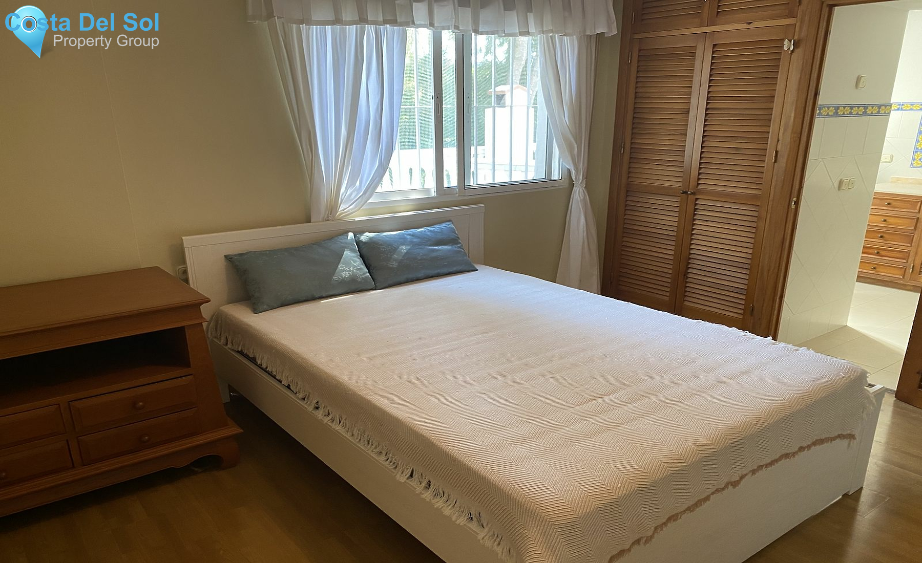 Townhouse in Nueva Andalucía-1165516