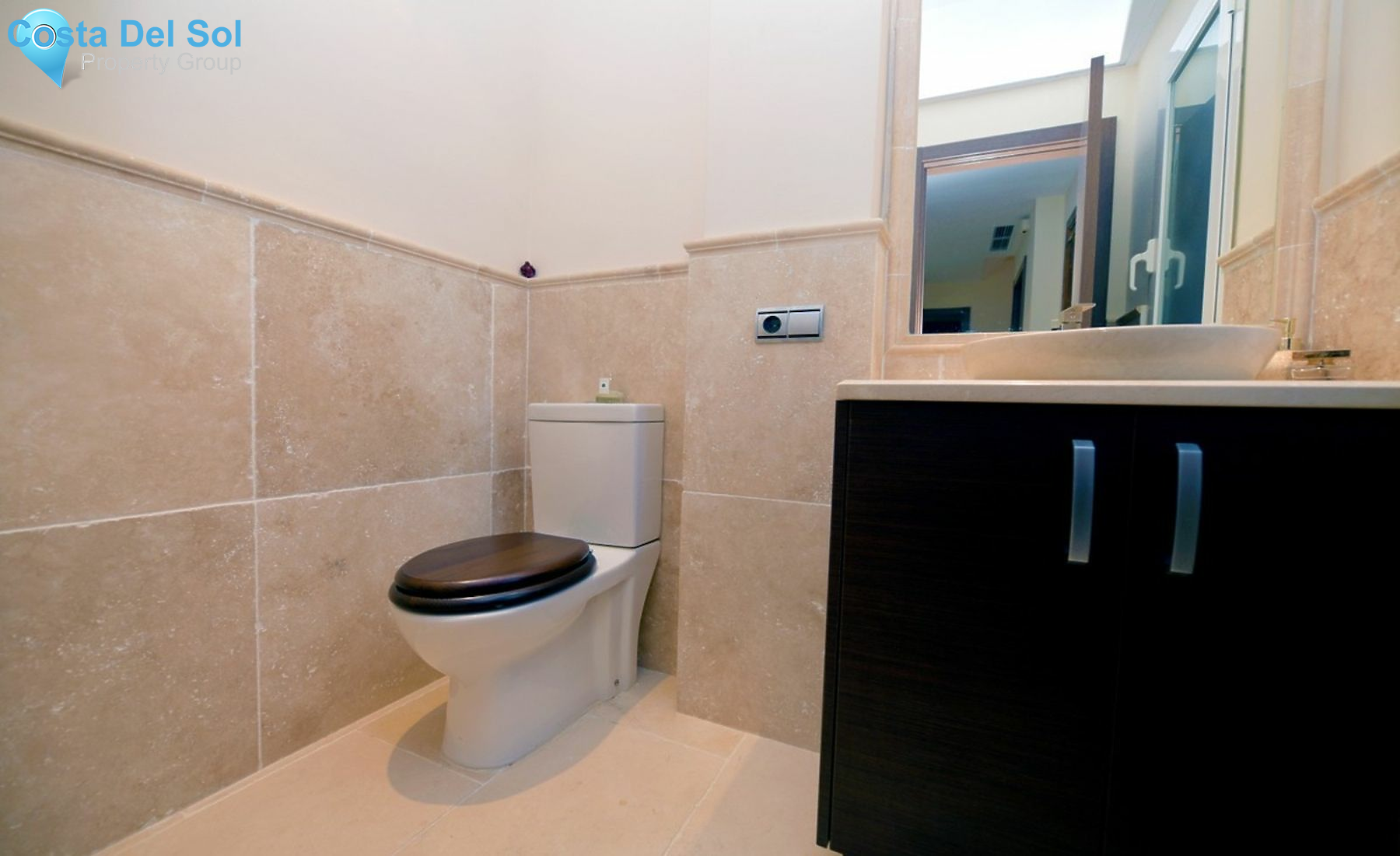 Townhouse in Nueva Andalucía-1422437