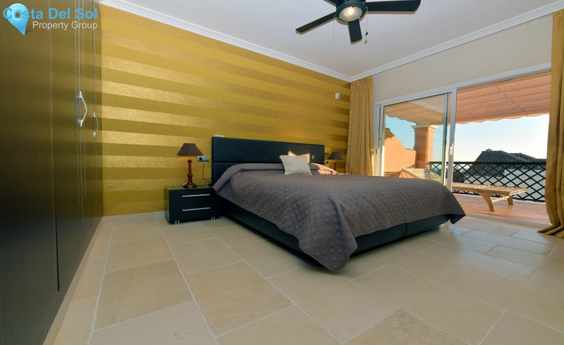 Townhouse in Nueva Andalucía-1422439