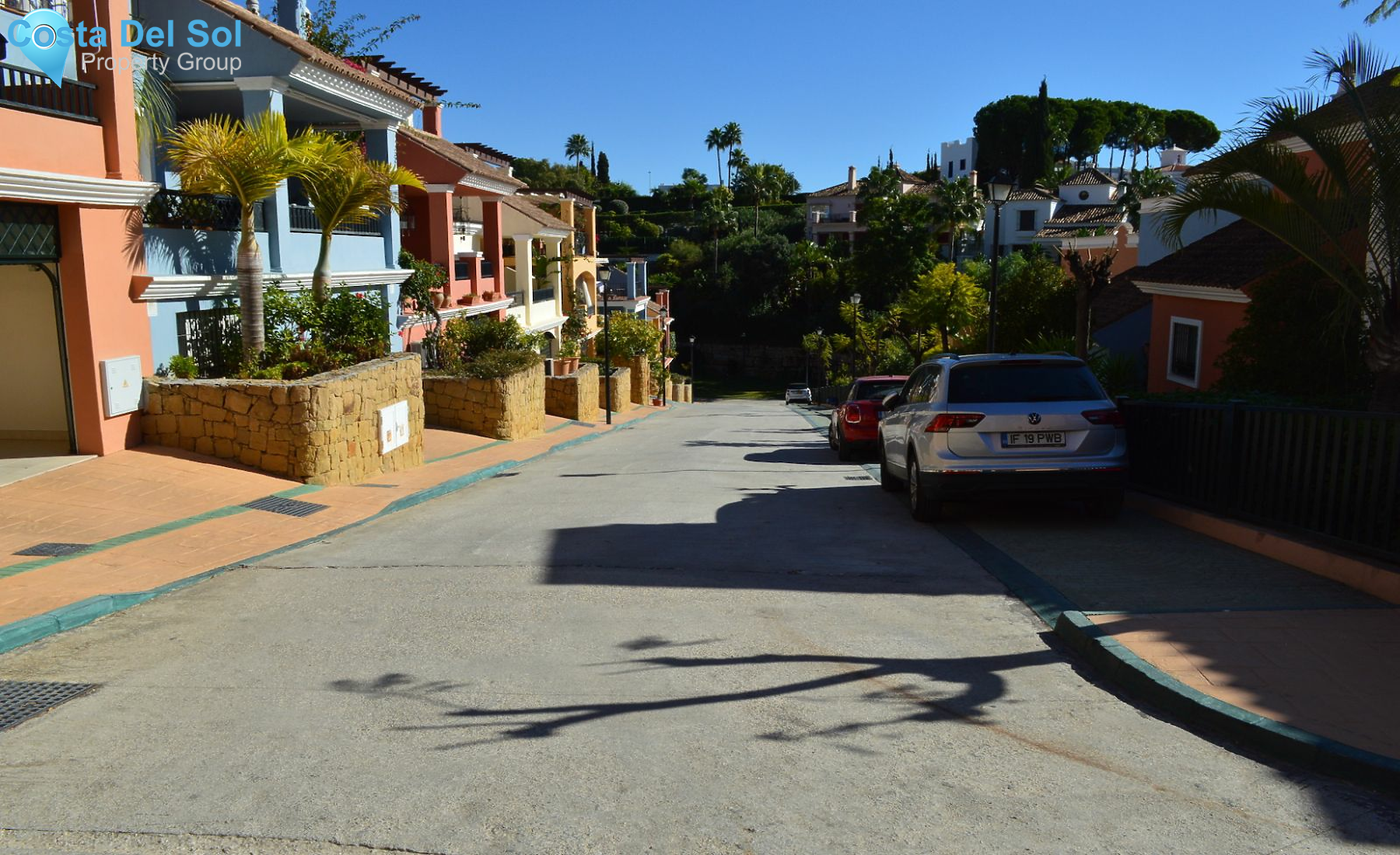 Townhouse in Nueva Andalucía-1422429