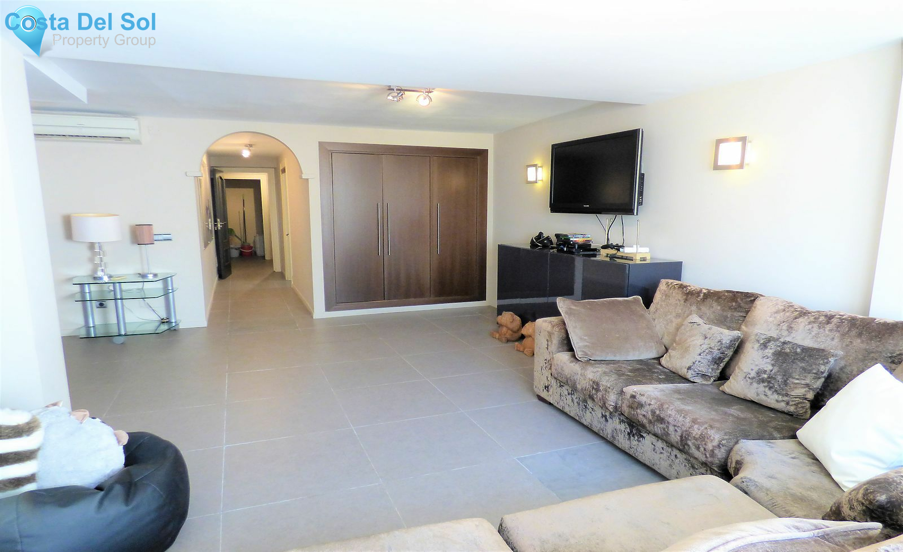 Townhouse in Nueva Andalucía-1429091