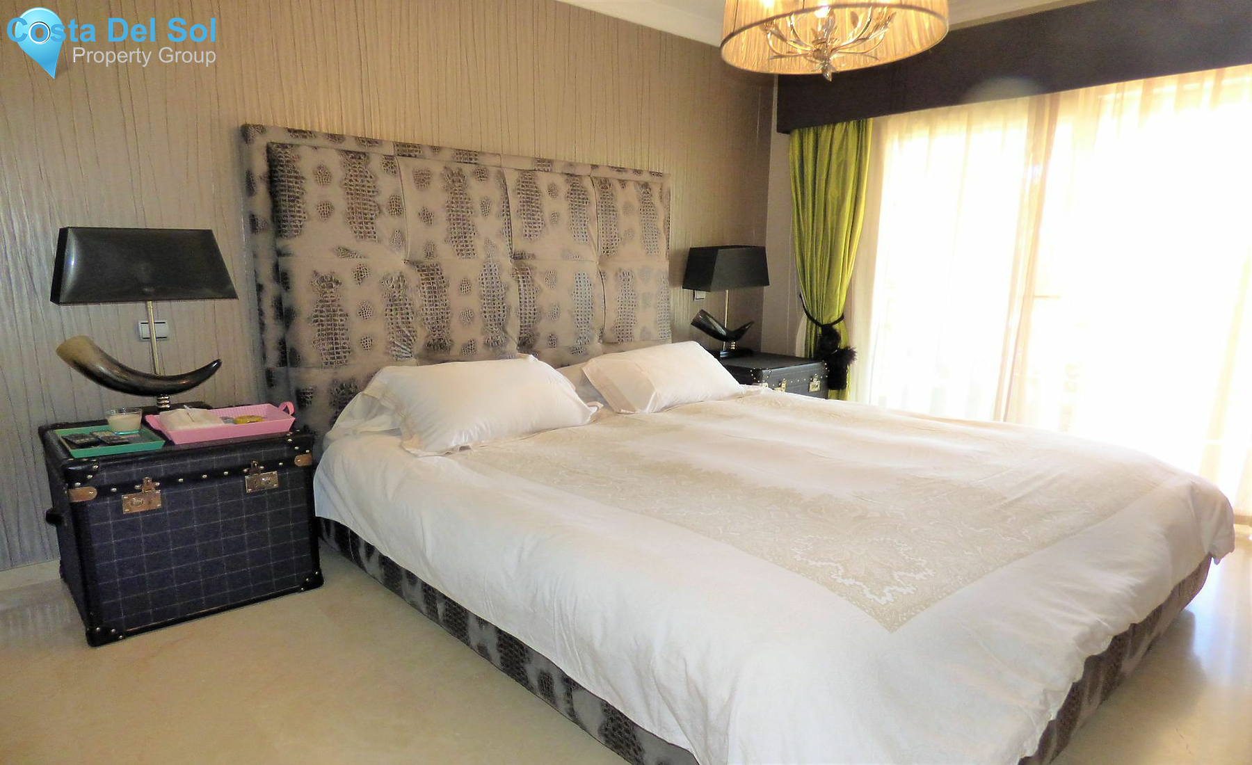 Townhouse in Nueva Andalucía-1429078