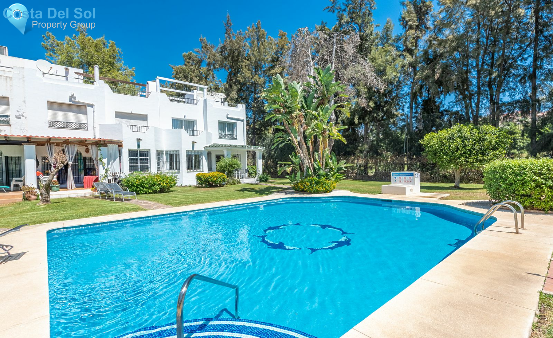 Townhouse in Nueva Andalucía-1470113
