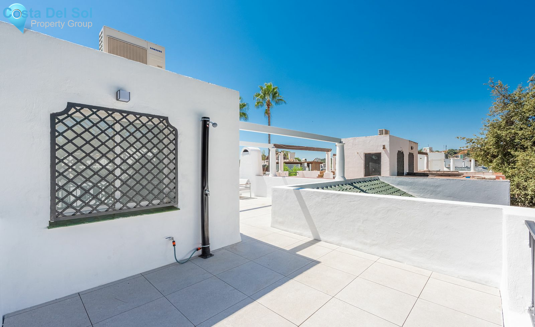 Townhouse in Nueva Andalucía-1470118